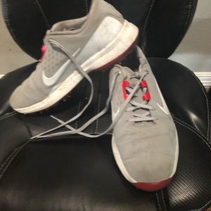 Nike men’s golf shoes